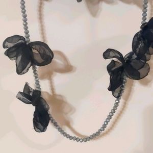 Floral silver beaded necklace